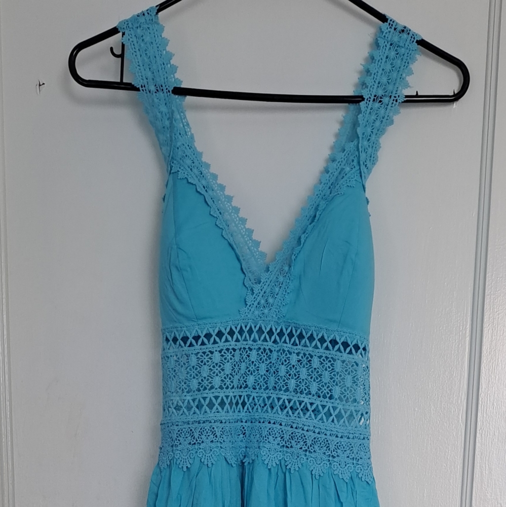 Clothes - Picture 3 of 3